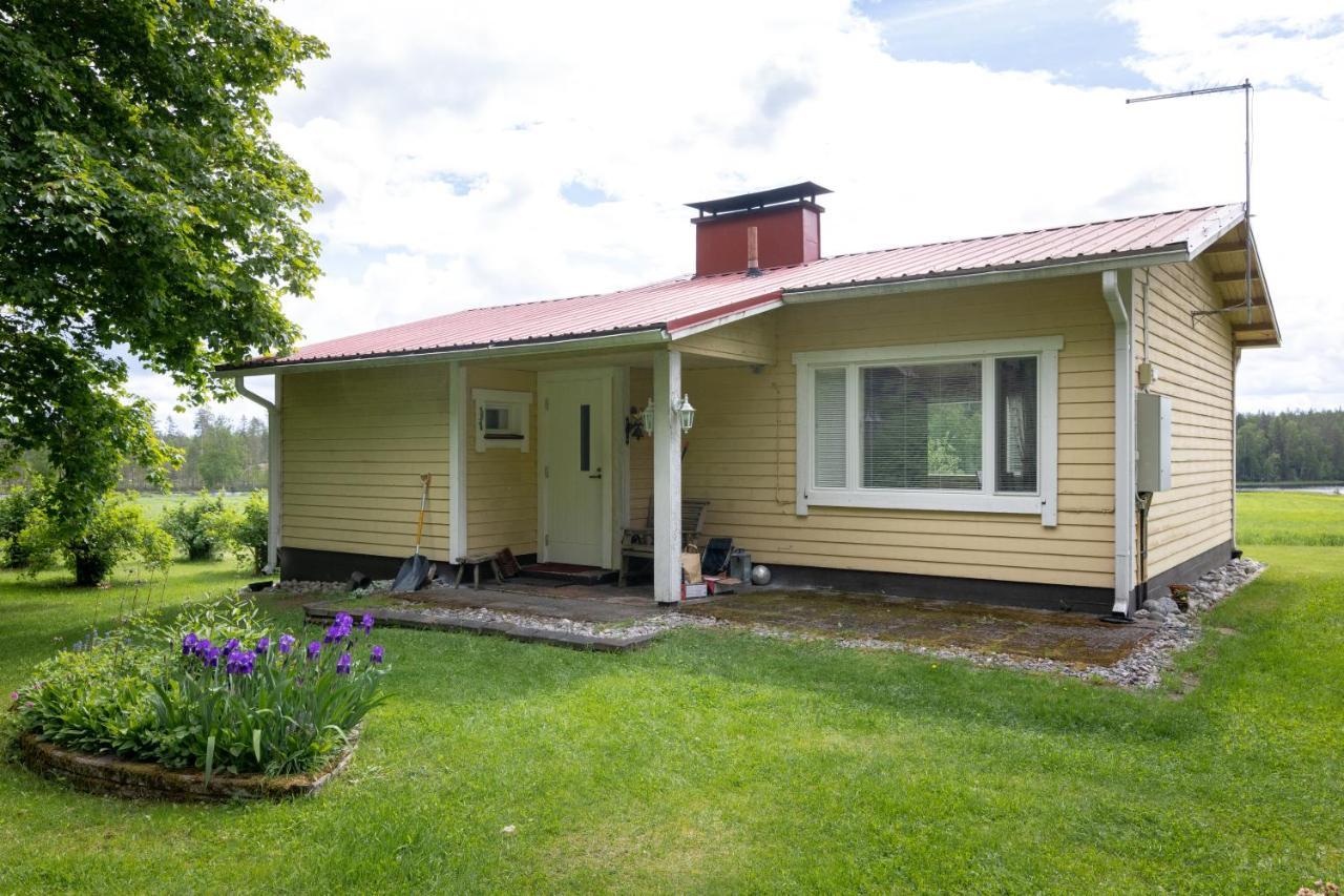 Mummon Moekki - Granny'S Cottage Suonenjoki Exterior foto